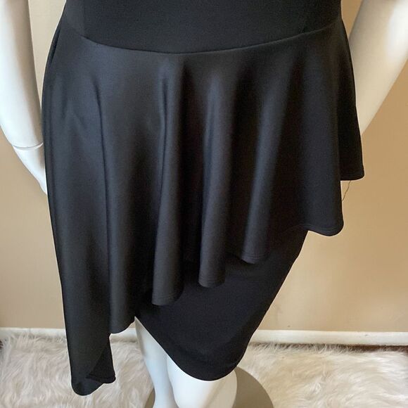 NWT Asymmetrical/Peplum Bodycon Midi Dress -Black - Picture 3 of 10